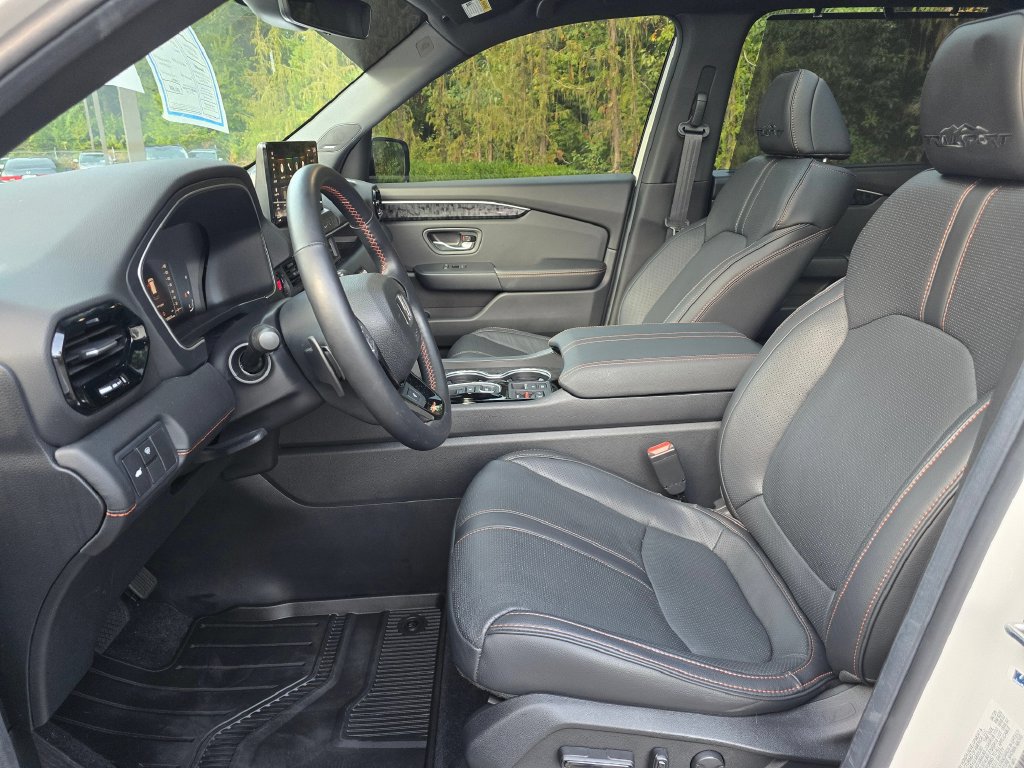 Certified 2026 Honda Passport TrailSport Elite image 12
