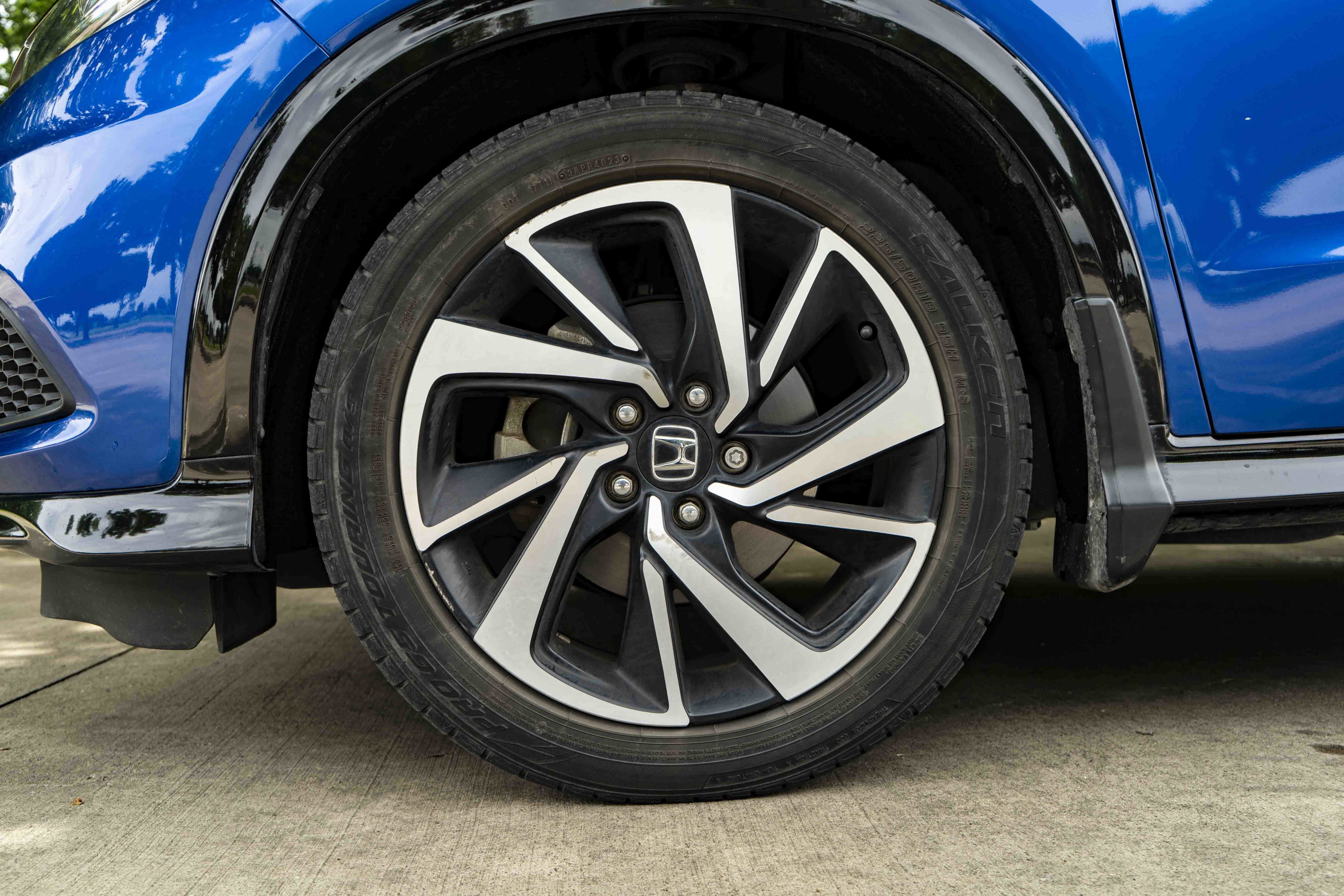Used 2020 Honda HR-V Sport image 14