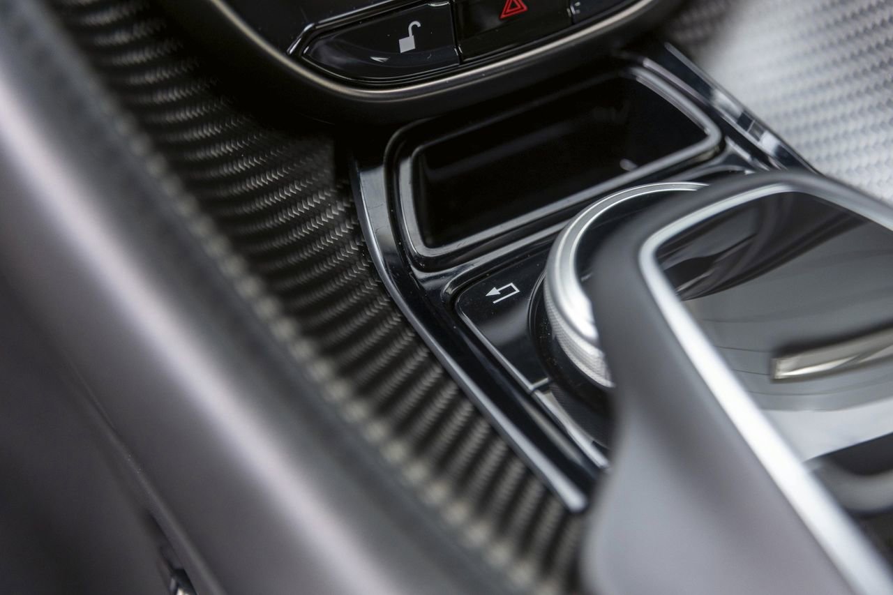 Used 2019 Aston Martin DBS Superleggera image 52