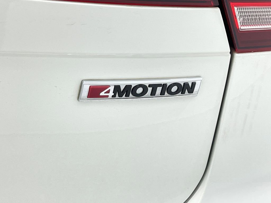 Used 2021 Volkswagen Tiguan S image 39