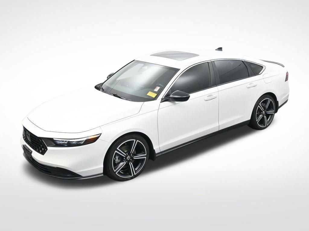 Used 2024 Honda Accord Sport image 11