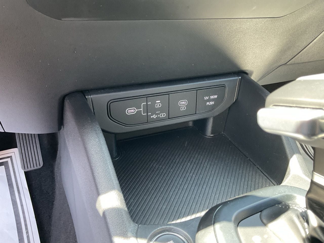 Used 2025 Kia K4 FWD image 26