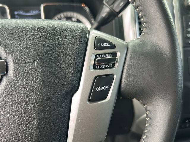 Used 2017 Nissan Titan PRO-4X AWD/4WD image 23