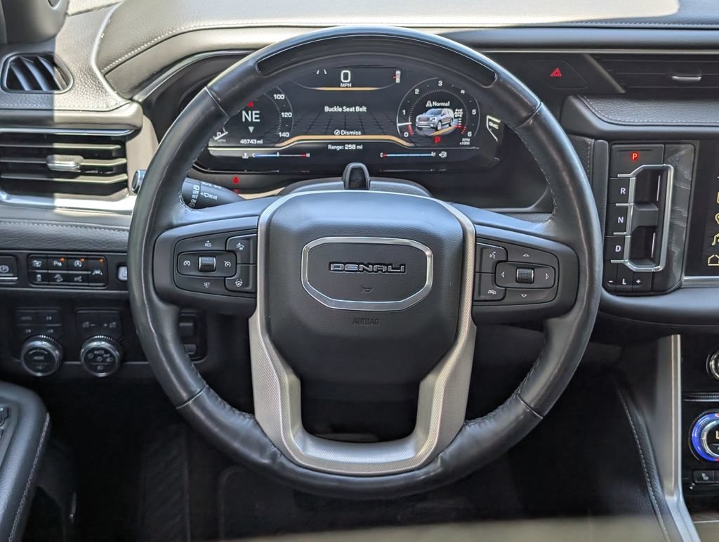 Used 2023 GMC Yukon Denali w/ Advanced Technology Package AWD/4WD image 23