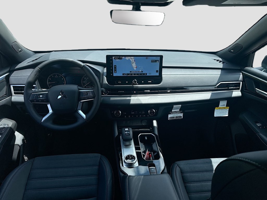 New 2026 Mitsubishi Outlander LE FWD image 24