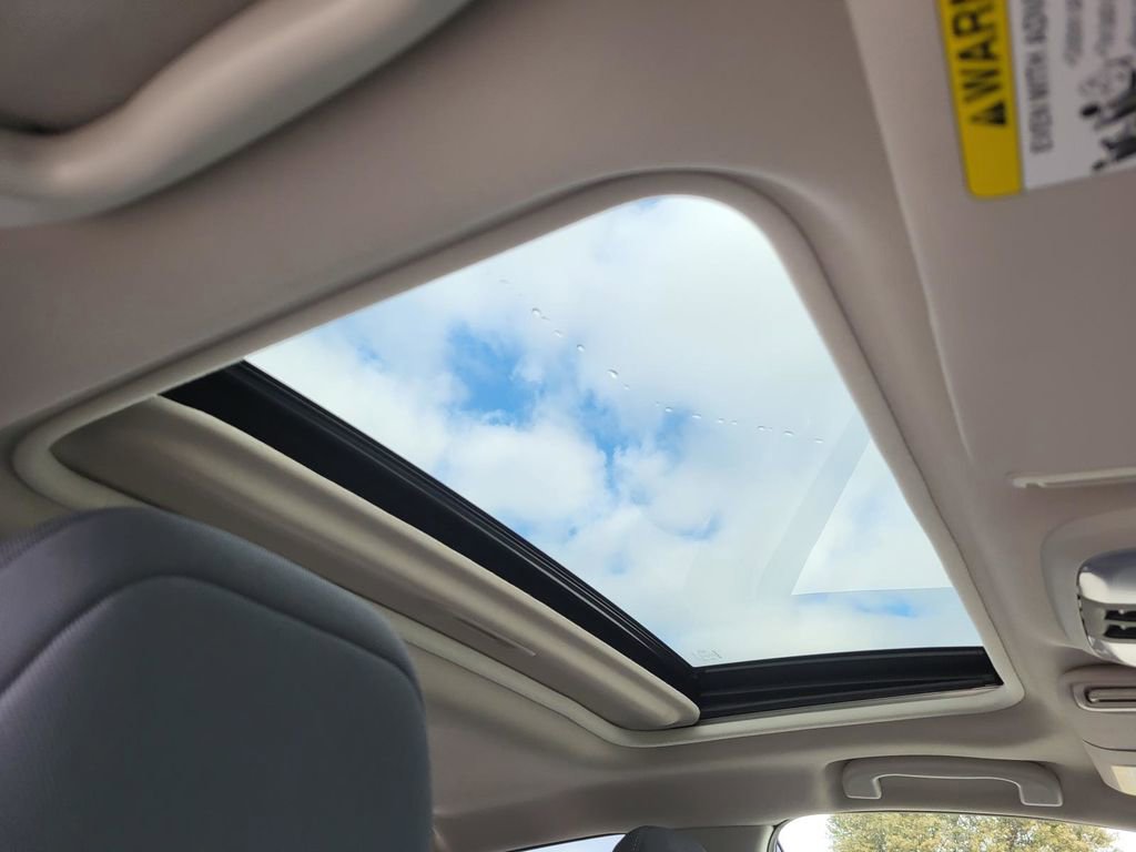 Certified 2025 Subaru Crosstrek 2.0i Premium image 9