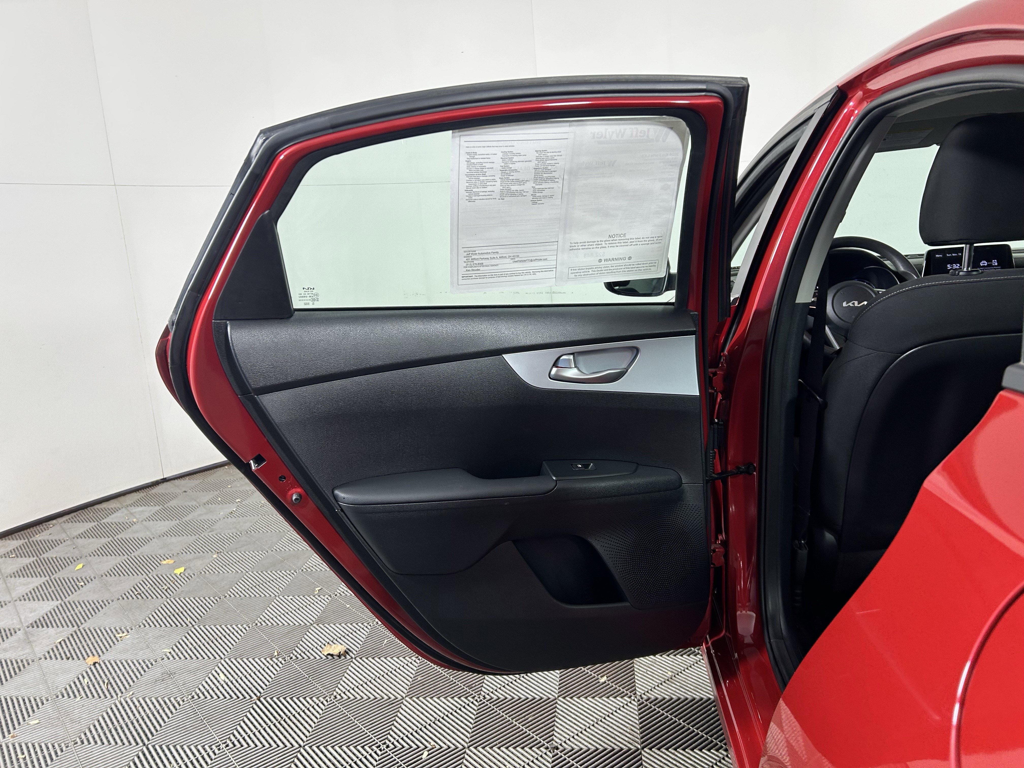 Certified 2024 Kia Forte LXS image 34