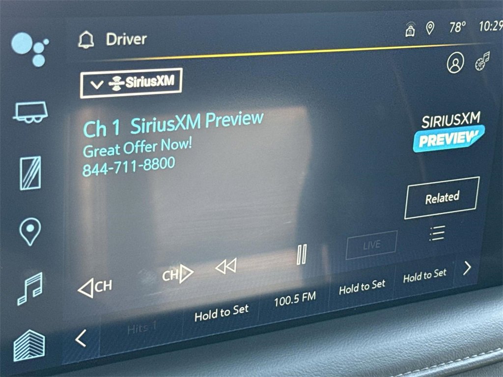 Used 2024 Chevrolet Suburban LT image 12