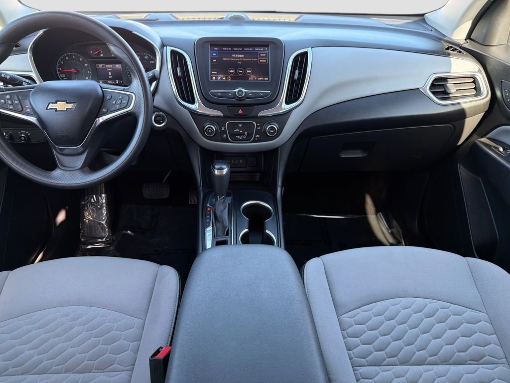Used 2020 Chevrolet Equinox LS w/ LS Convenience Package image 18