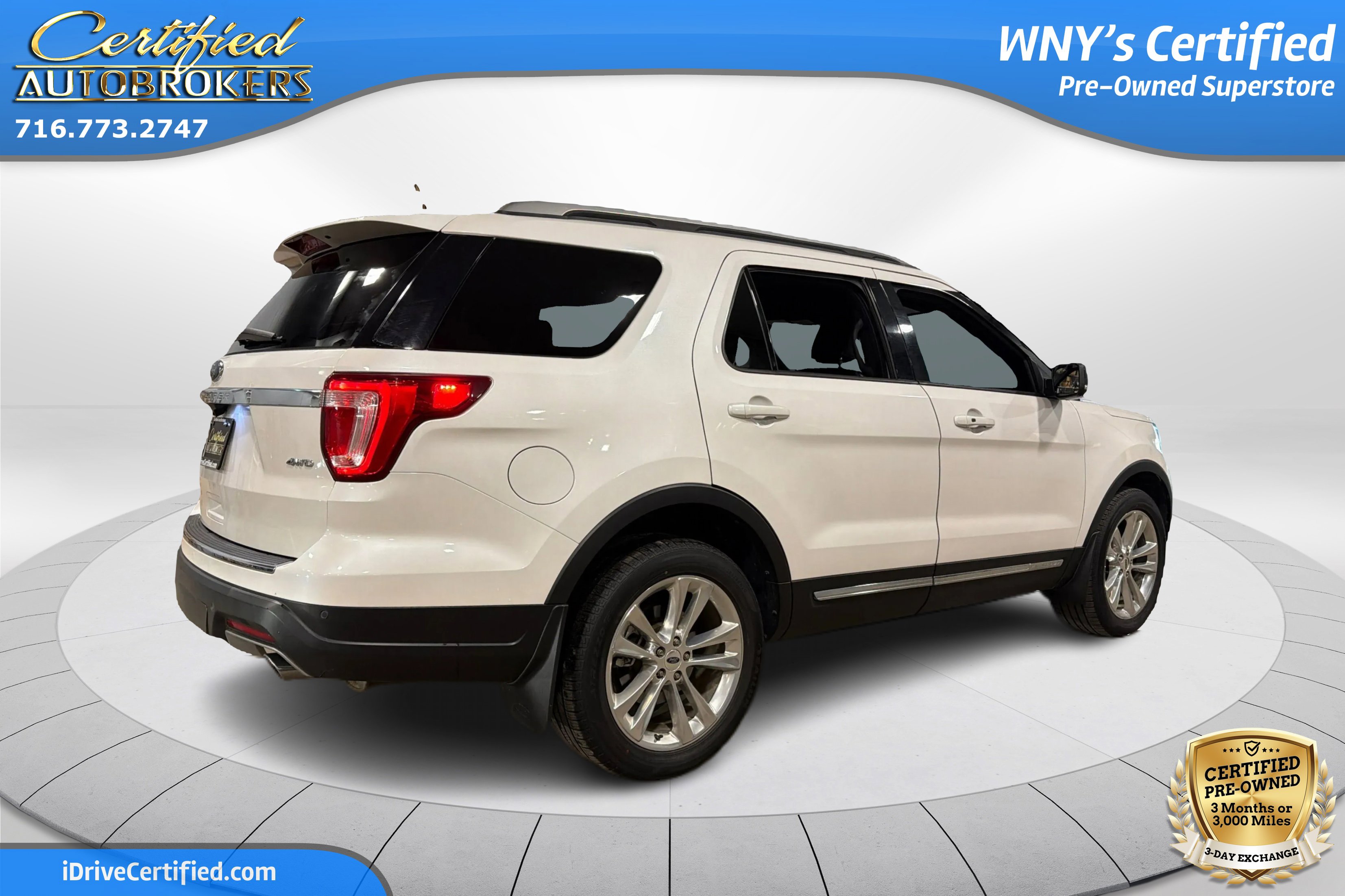 Used 2018 Ford Explorer XLT w/ Equipment Group 202A AWD/4WD image 6