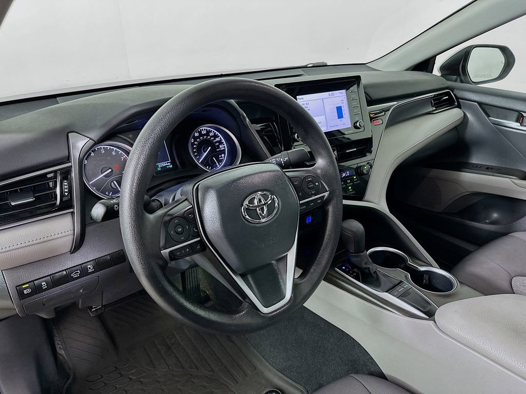 Used 2023 Toyota Camry LE w/ Convenience Package FWD image 10