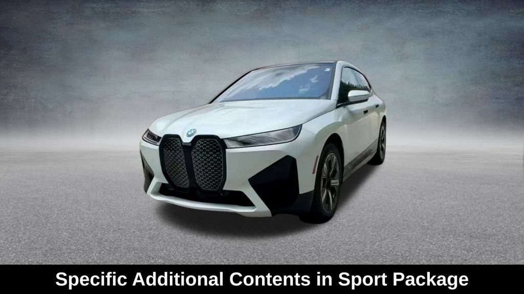 Used 2024 BMW iX xDrive50 w/ Sport Package AWD/4WD image 9