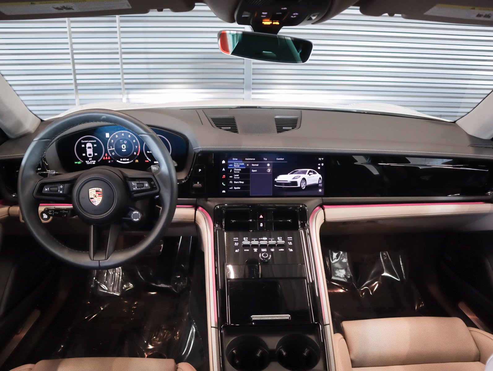 Certified 2026 Porsche Panamera RWD image 14