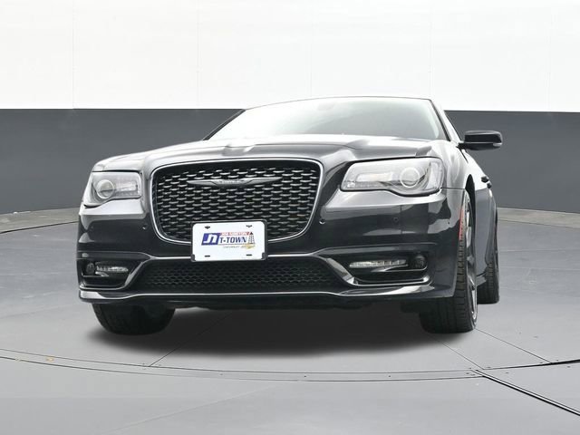Used 2022 Chrysler 300 Touring L image 54