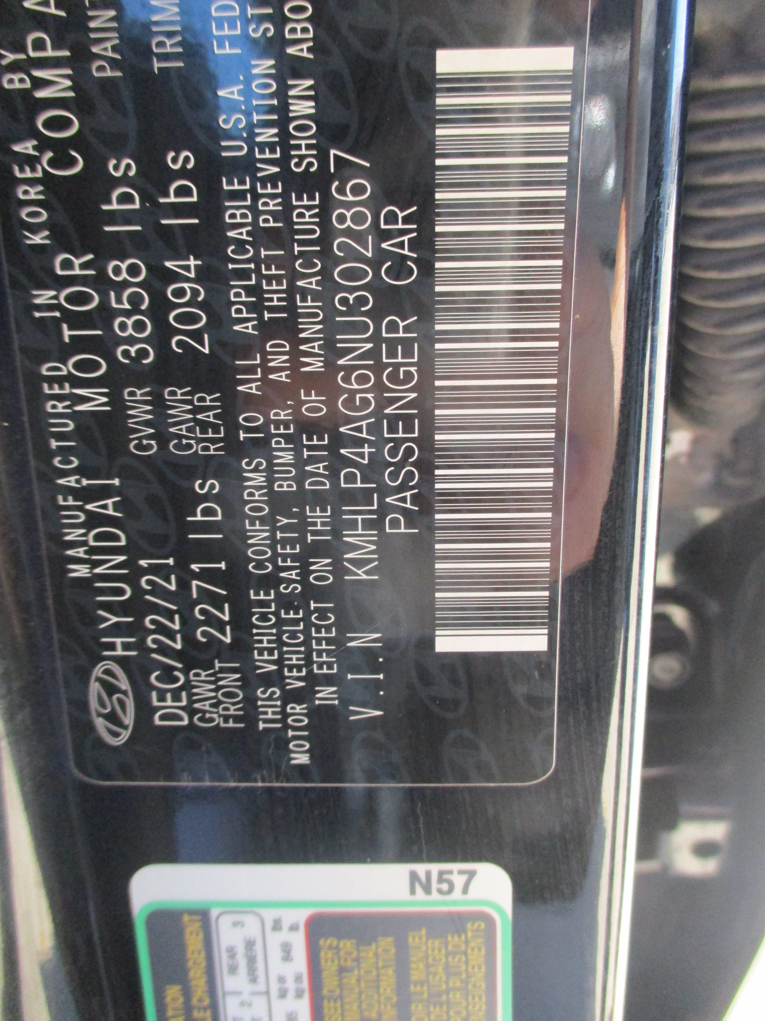 Used 2022 Hyundai Elantra Limited w/ Preferred Accessory Package FWD image 24