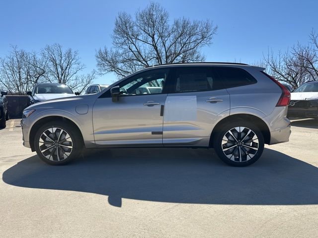 New 2026 Volvo XC60 T8 Plus w/ Protection Package Premier image 4