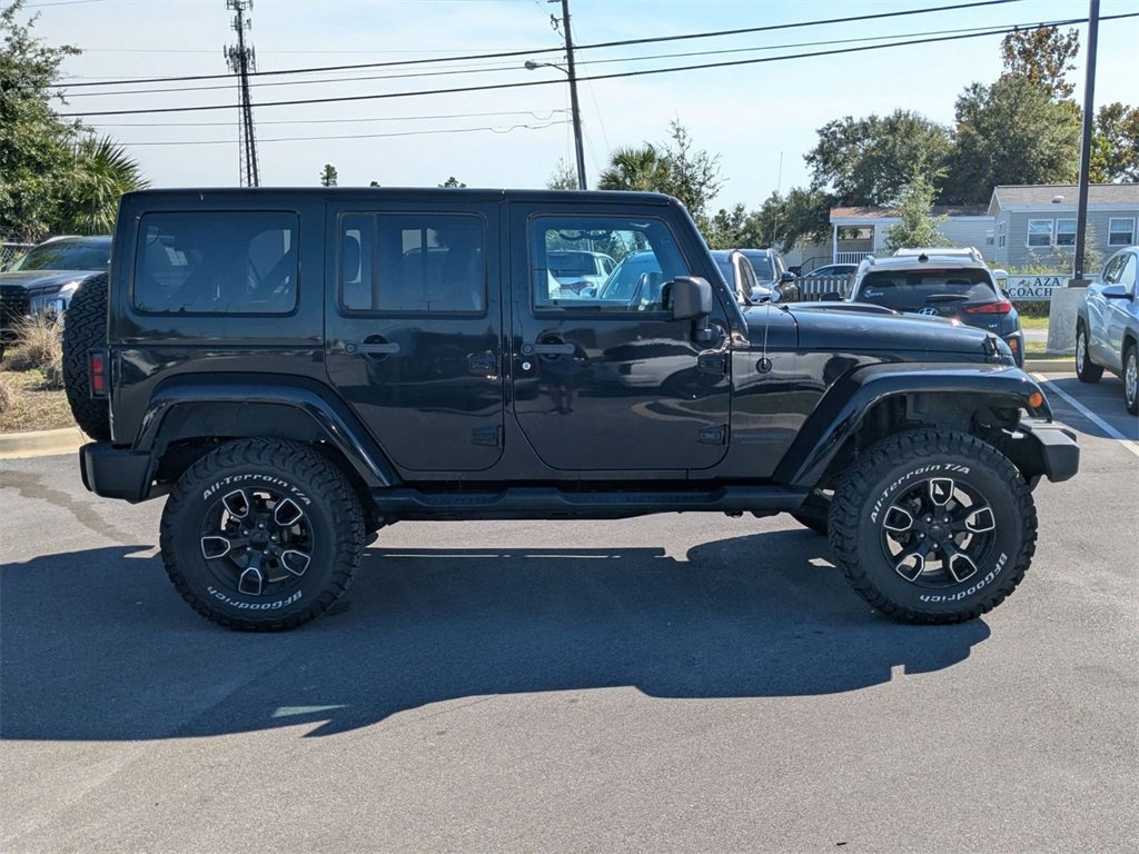 Used 2018 Jeep Wrangler Unlimited Sahara image 4