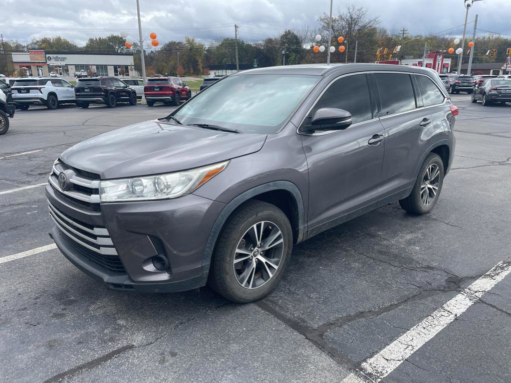 Used 2019 Toyota Highlander LE