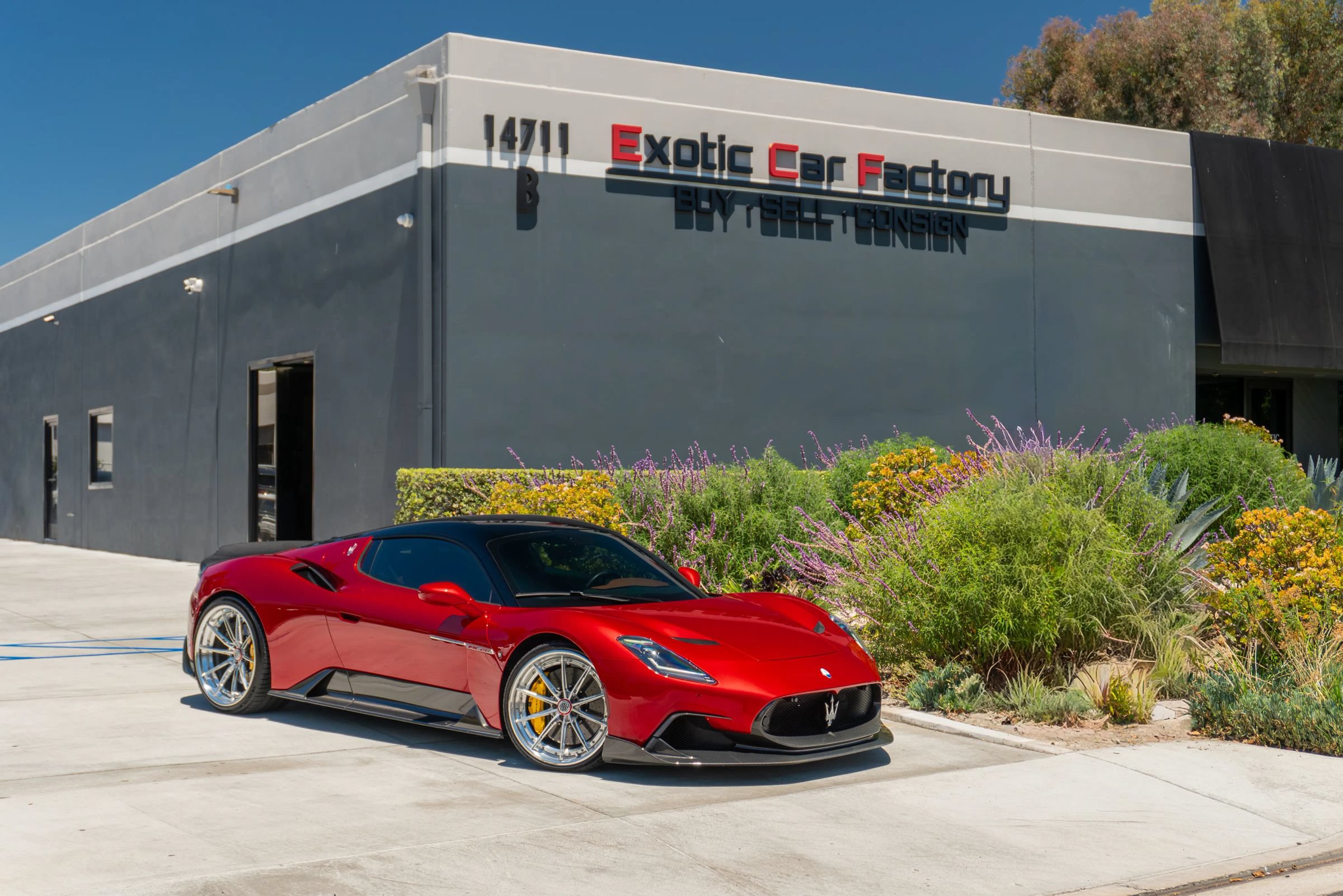 Used 2022 Maserati MC20 Coupe RWD image 1