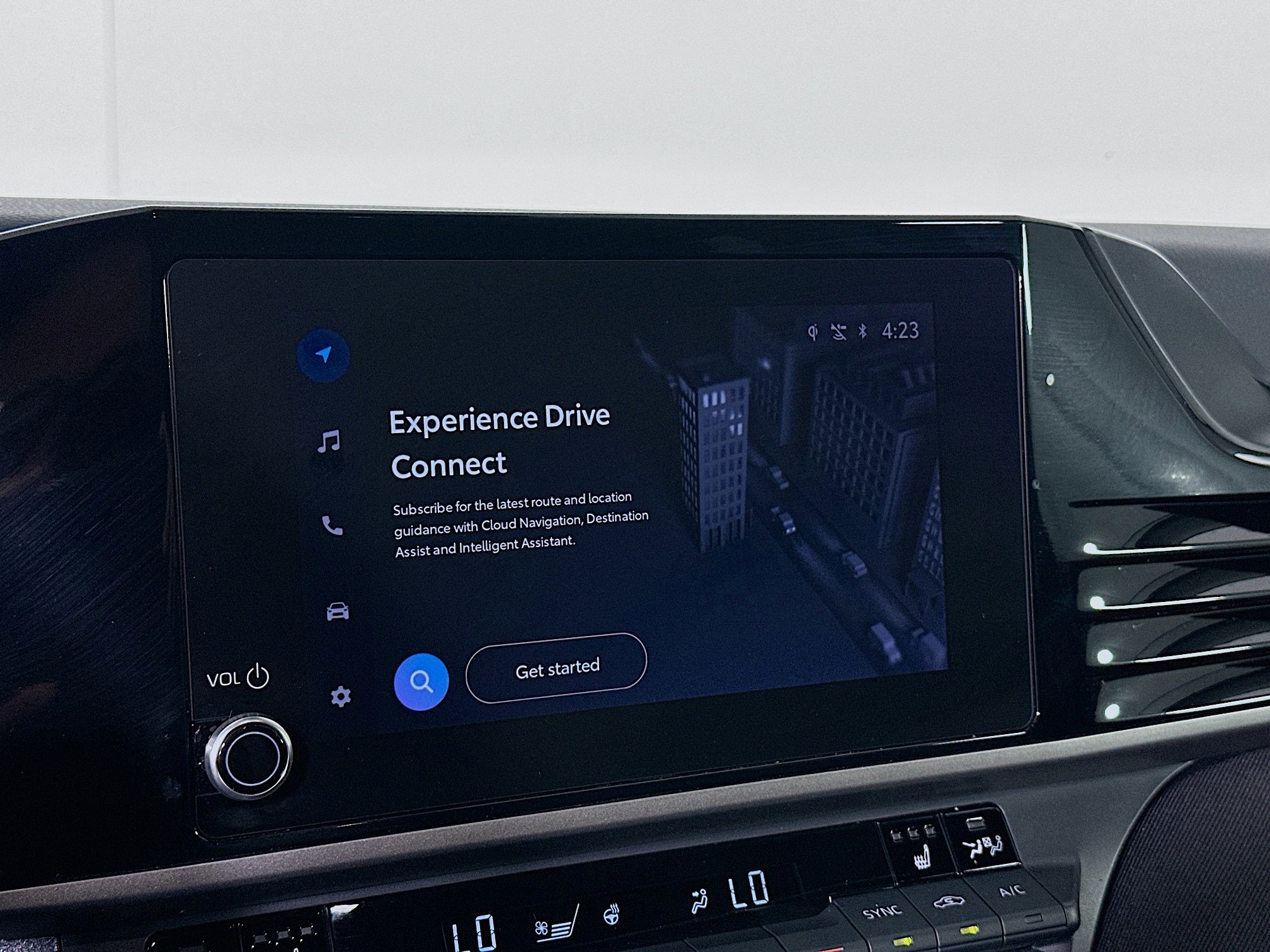 Used 2025 Toyota Camry LE w/ Convenience Package image 22