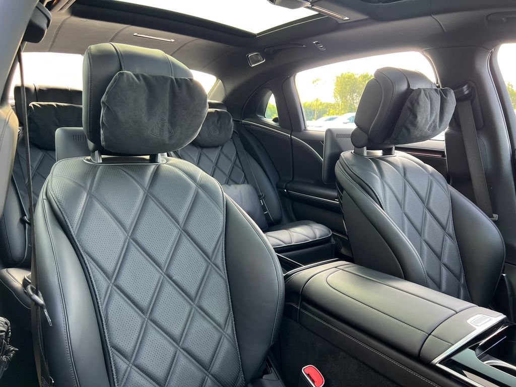 Used 2024 Mercedes-Benz Maybach S 680 4MATIC image 32