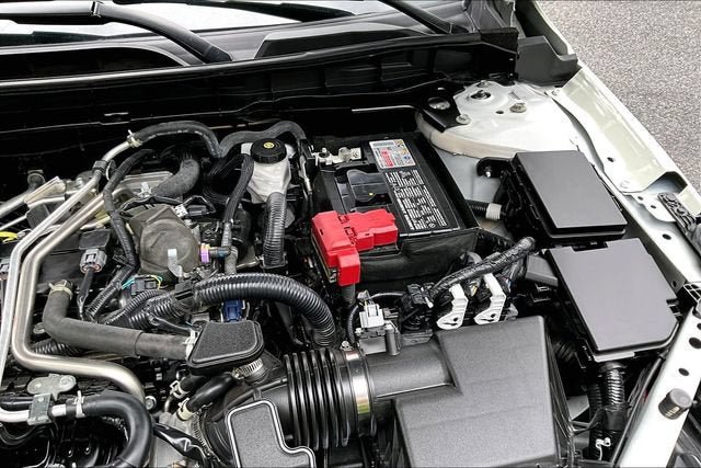 Used 2025 Nissan Altima 2.5 SV AWD/4WD image 32