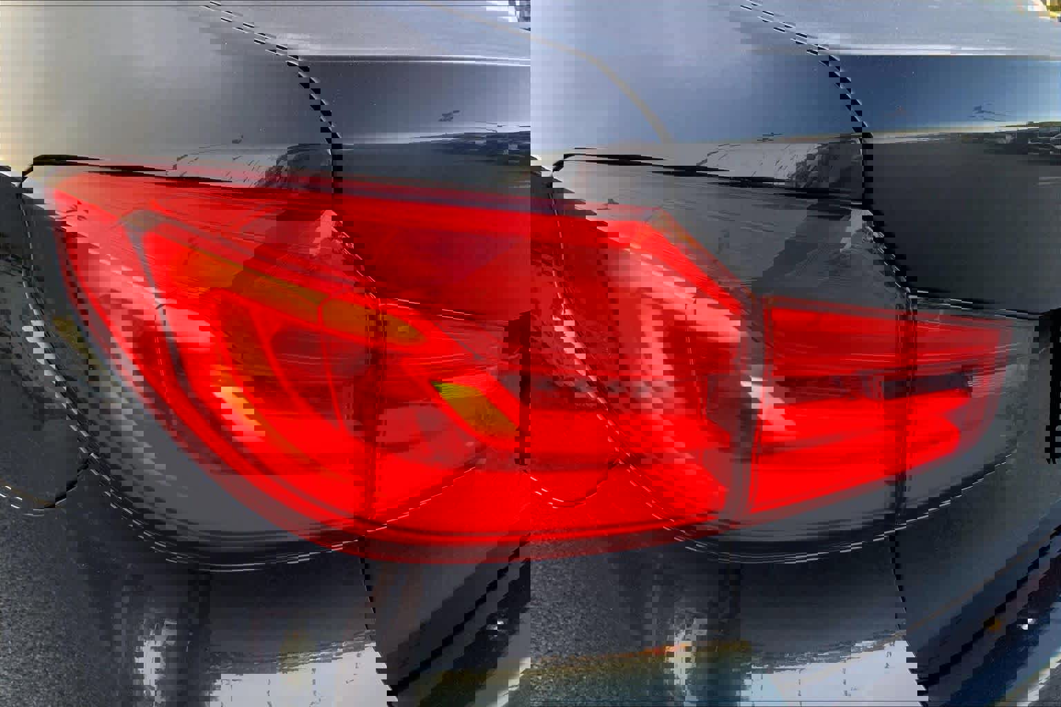 Used 2017 BMW 540i image 28