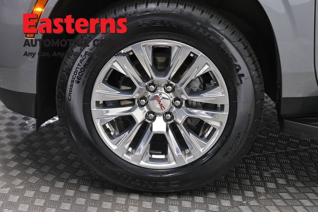 Used 2025 GMC Yukon Denali AWD/4WD image 35