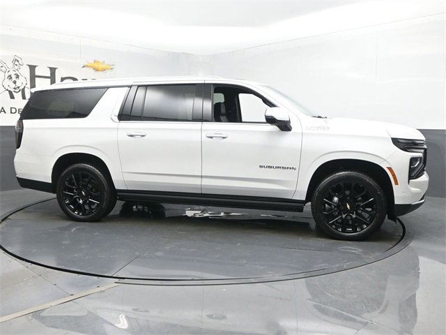 New 2025 Chevrolet Suburban High Country