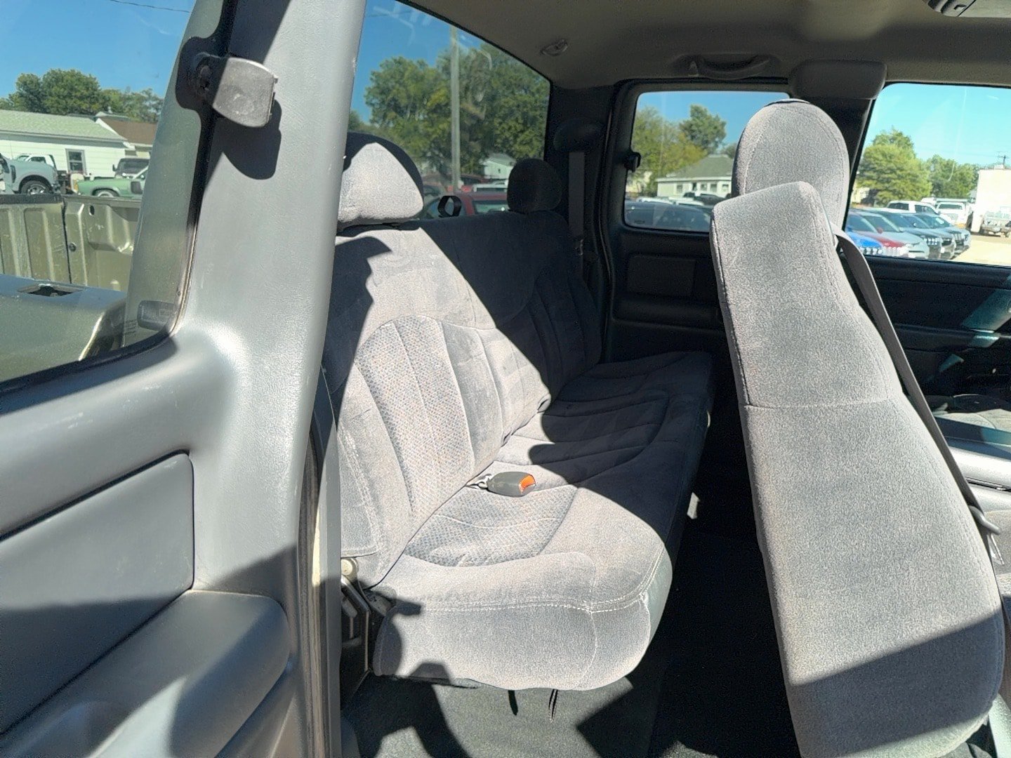 Used 2002 Chevrolet Silverado 1500 LS w/ Off-Road Pkg AWD/4WD image 18