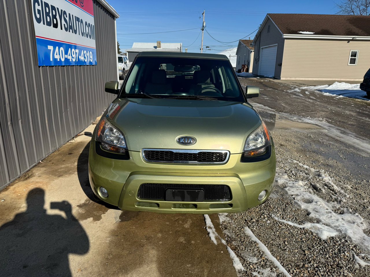 Used 2011 Kia Soul ! image 2