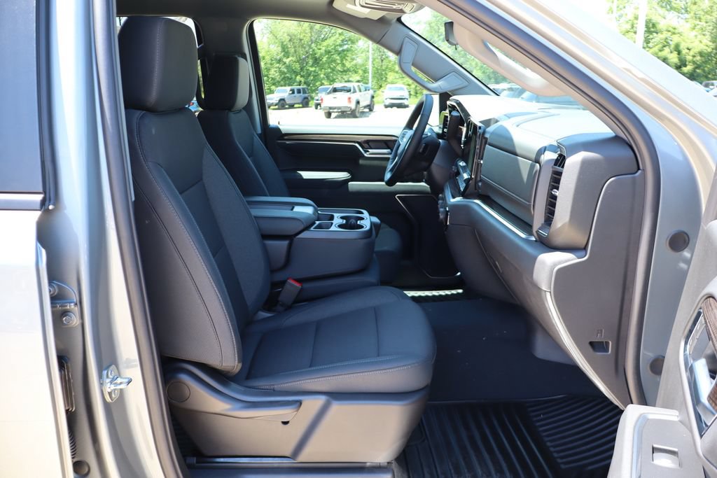 New 2026 Chevrolet Silverado 1500 LT AWD/4WD image 46