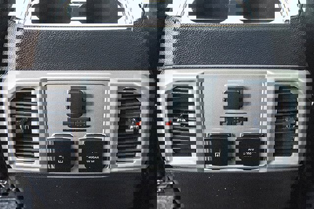 Used 2020 Ford F150 Lariat w/ Equipment Group 502A Luxury image 26