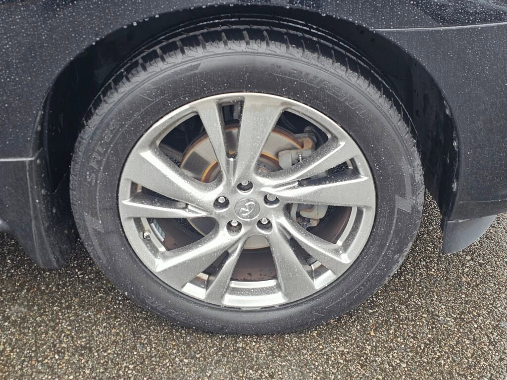 Used 2015 INFINITI QX60 AWD w/ Deluxe Touring Package image 34