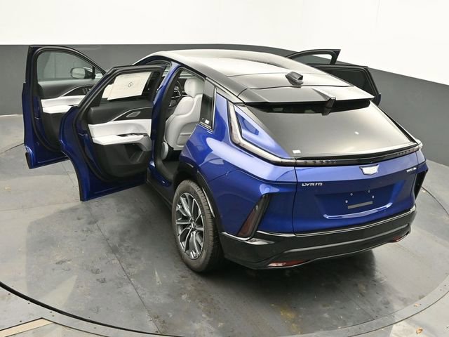 New 2025 Cadillac Lyriq Sport image 61