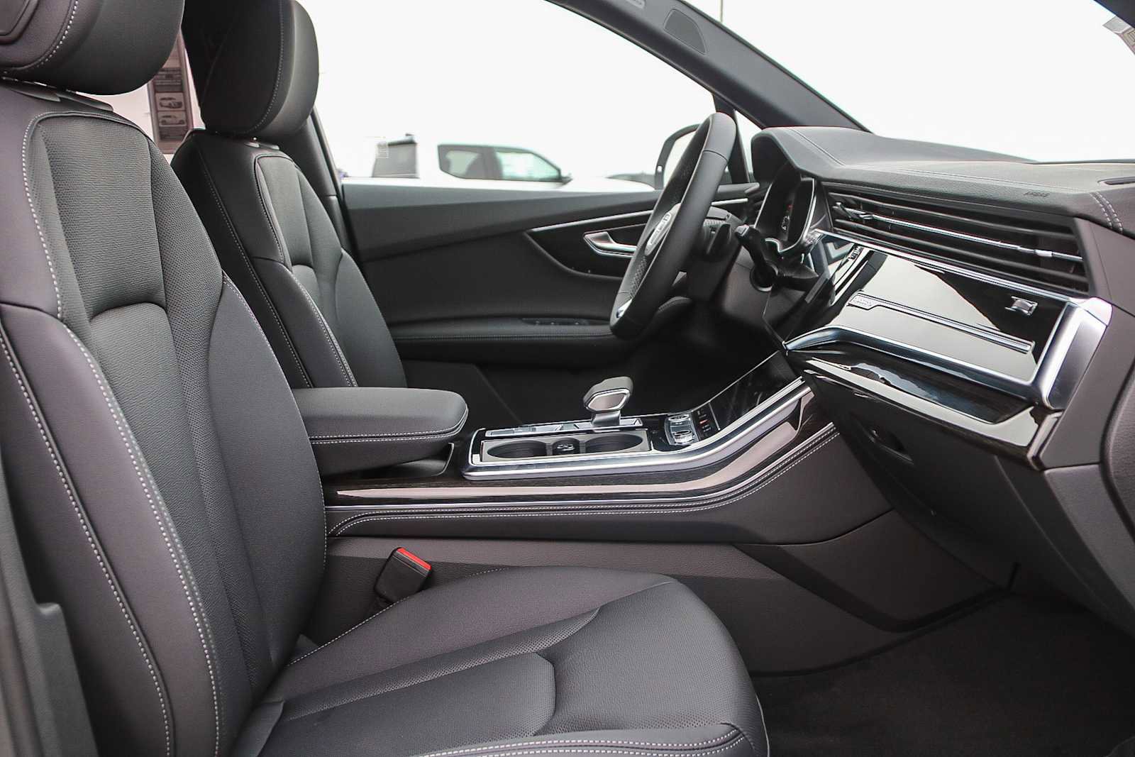 New 2025 Audi Q7 3.0T Premium Plus image 17