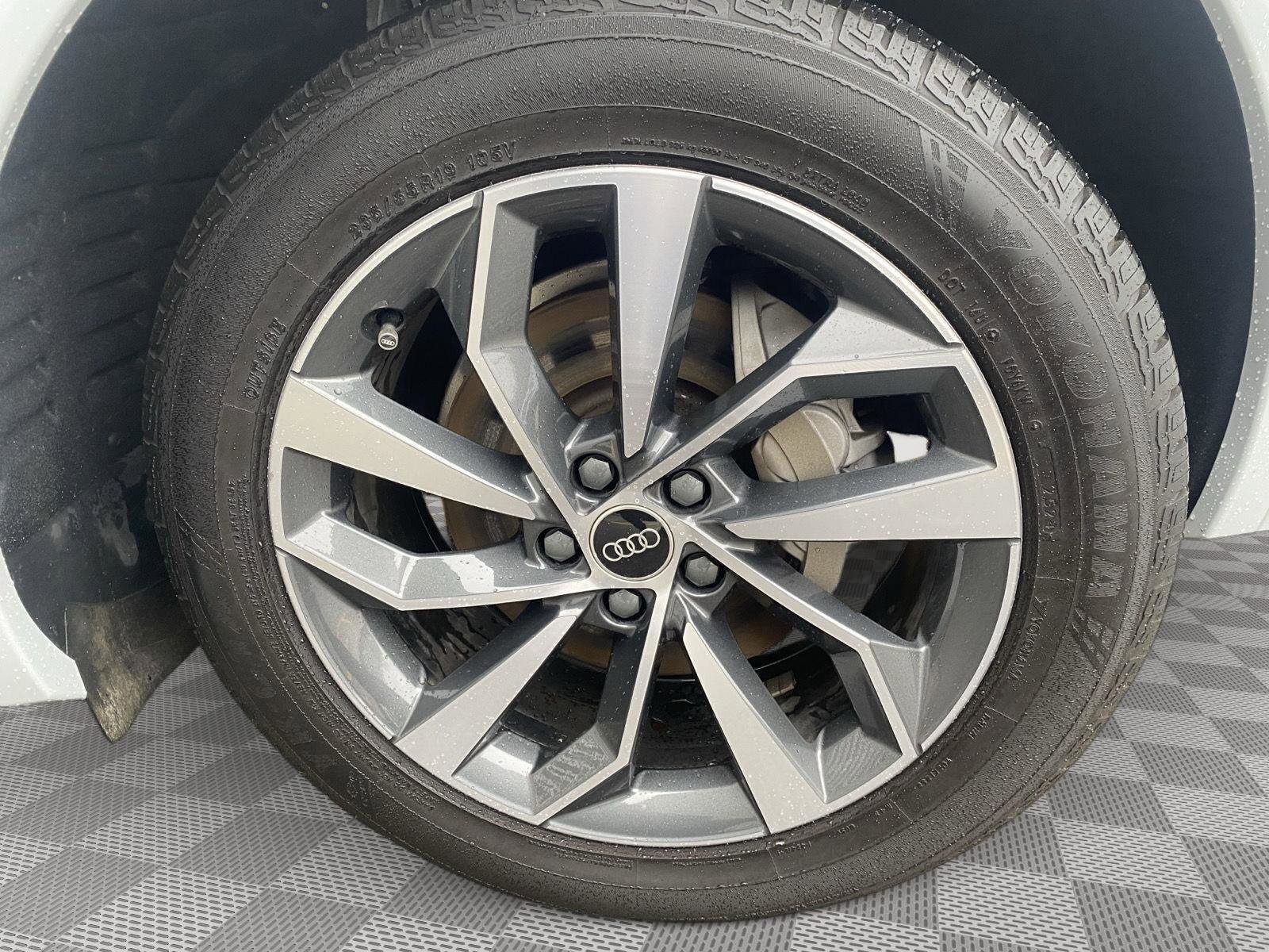 Used 2023 Audi Q5 2.0T Premium Plus w/ Premium Plus Package image 8