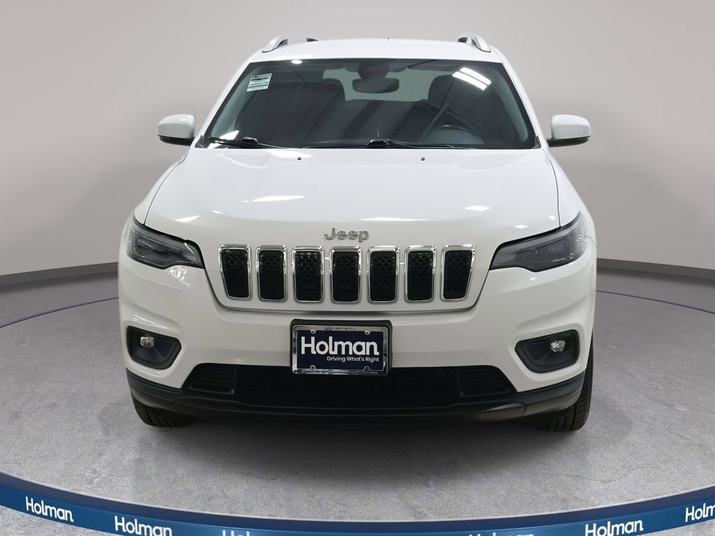 Used 2019 Jeep Cherokee Latitude Plus w/ Comfort/Convenience Group AWD/4WD image 3