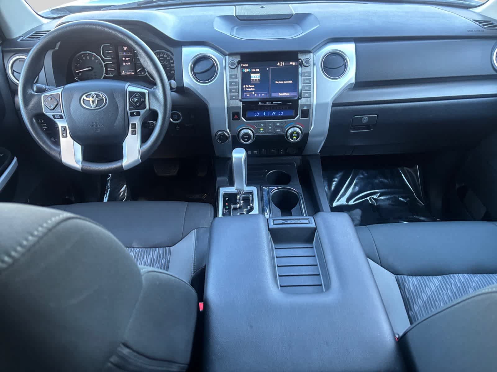 Used 2020 Toyota Tundra 4x4 CrewMax image 14