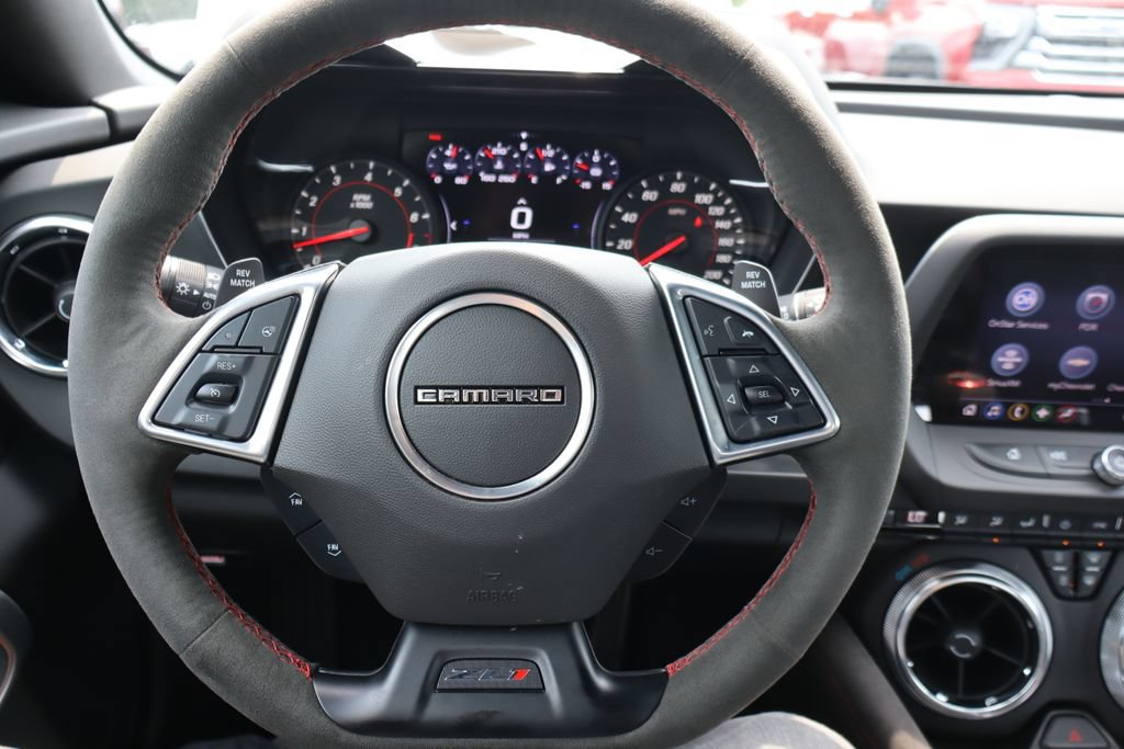 Used 2022 Chevrolet Camaro ZL1 RWD image 7