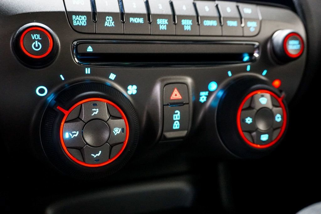 Used 2015 Chevrolet Camaro Z/28 image 23