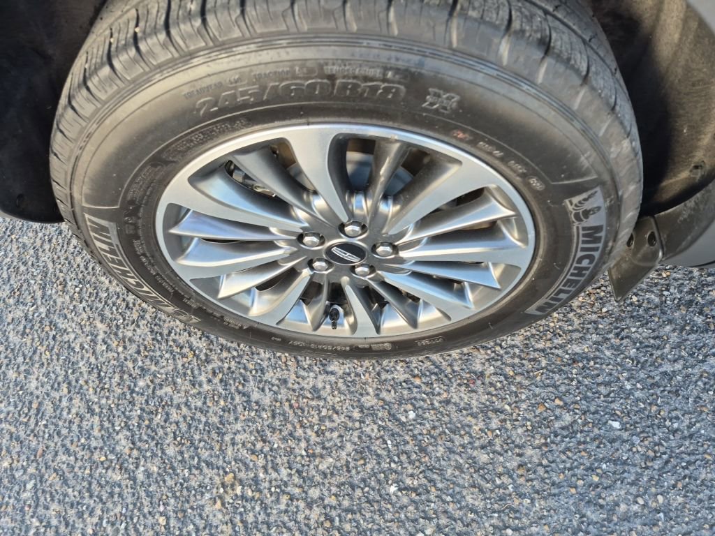 Certified 2023 Lincoln Nautilus FWD w/ Premium Package image 23