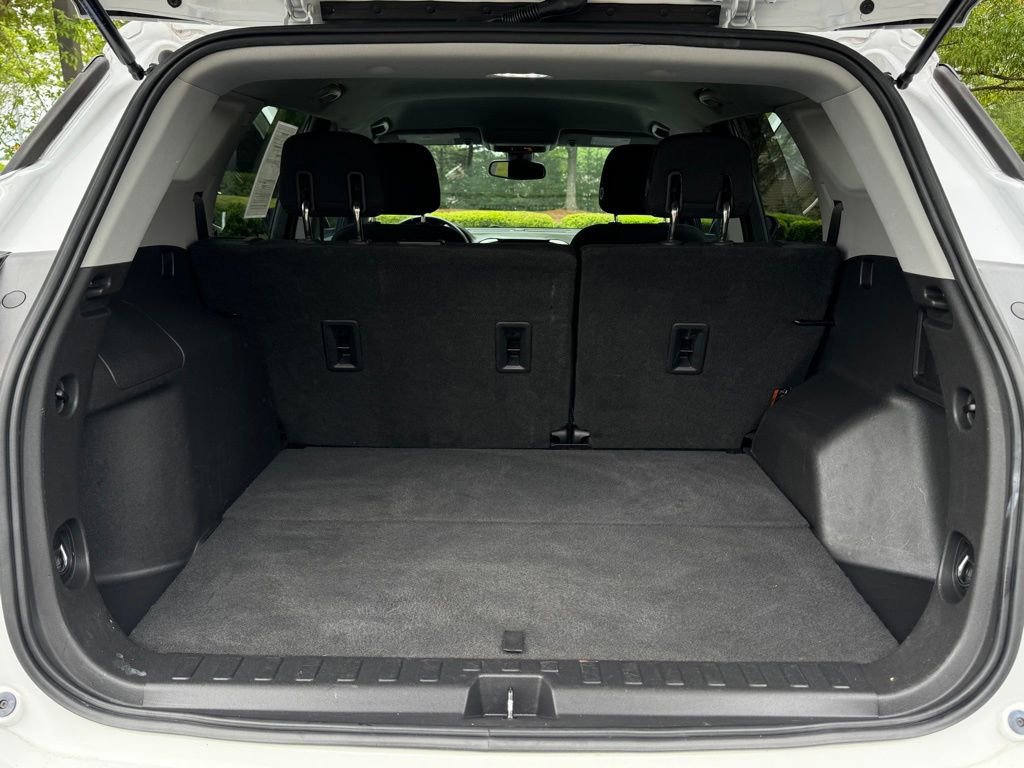 Used 2020 GMC Terrain SLE w/ Driver Convenience Package FWD image 24