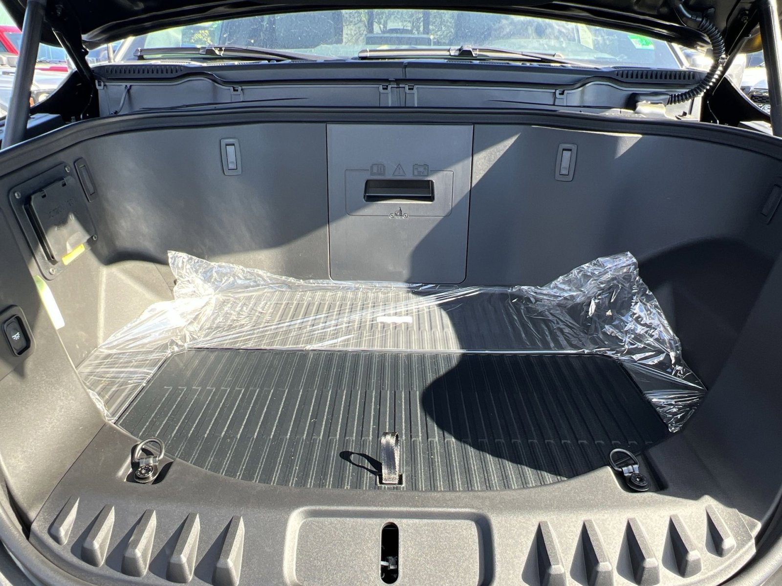 New 2025 Ford F150 Lightning Lariat image 28