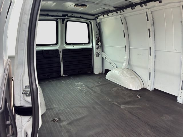 Used 2019 Chevrolet Express 2500 Extended w/ Driver Convenience Package RWD image 25