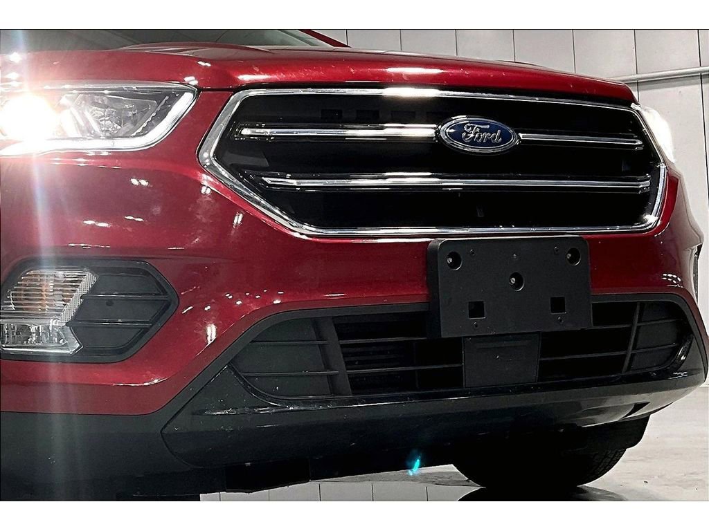 Used 2017 Ford Escape Titanium AWD/4WD image 31