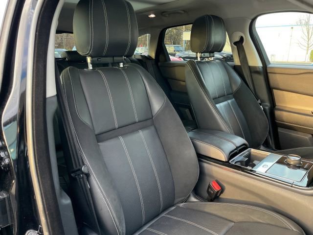 Used 2019 Land Rover Range Rover Velar S image 35