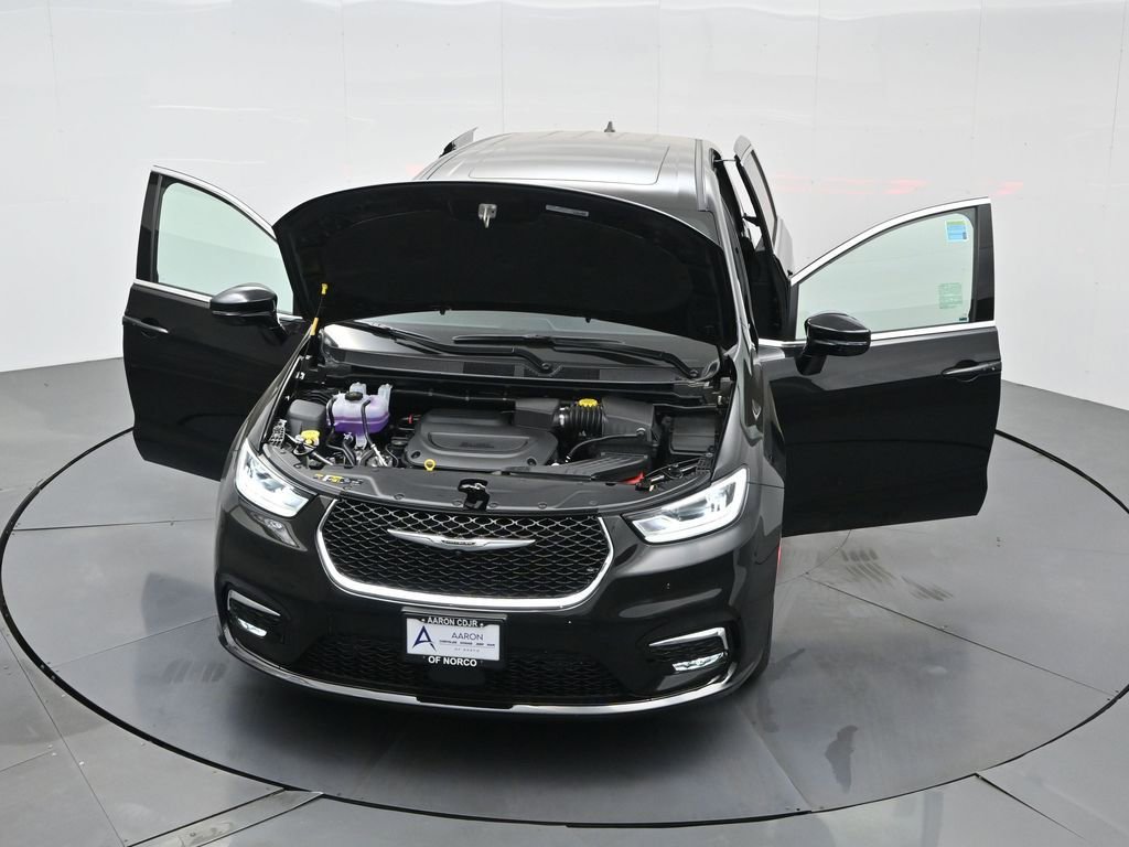 New 2026 Chrysler Pacifica Select image 28