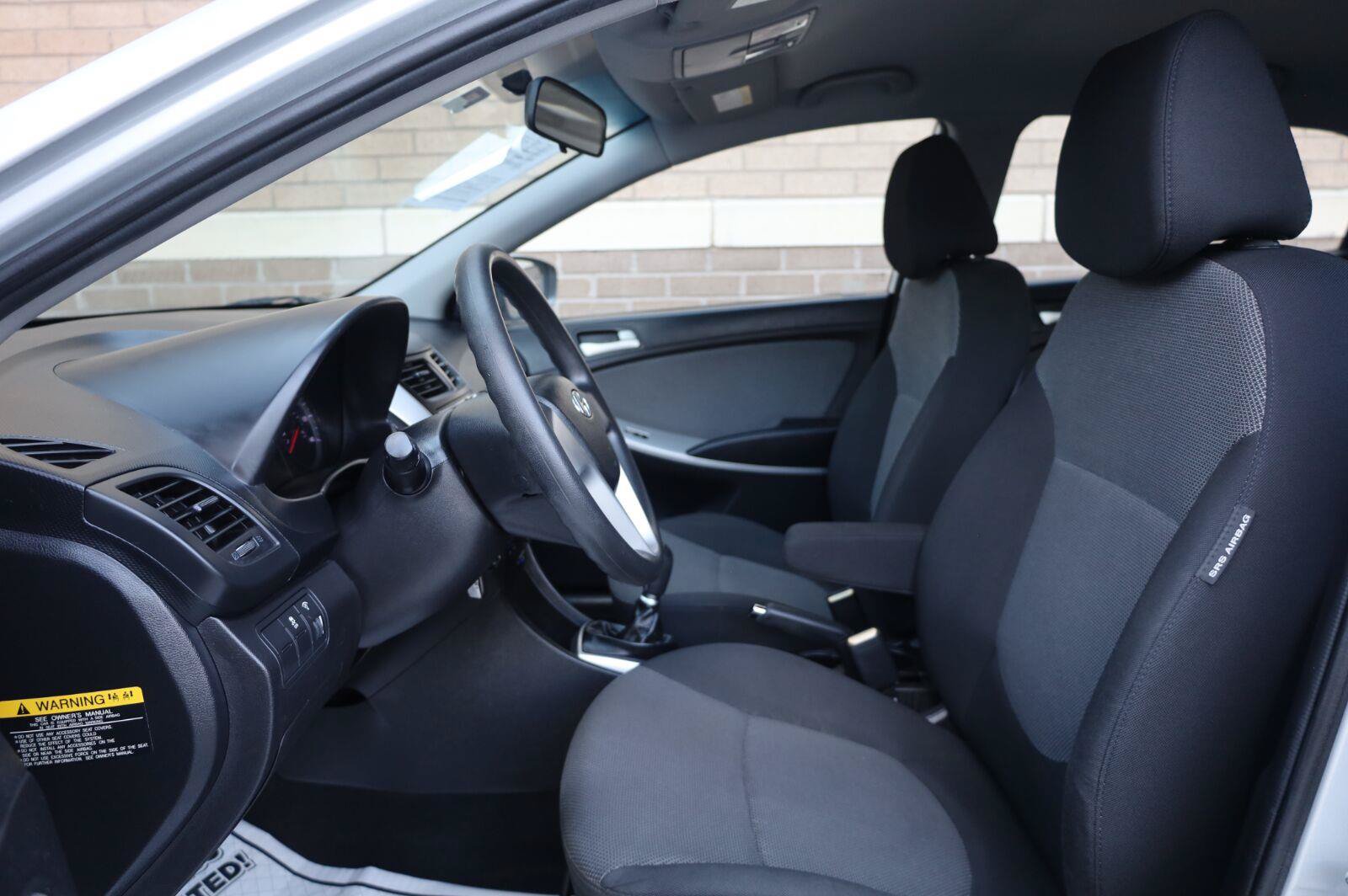 Used 2013 Hyundai Accent GS FWD image 17