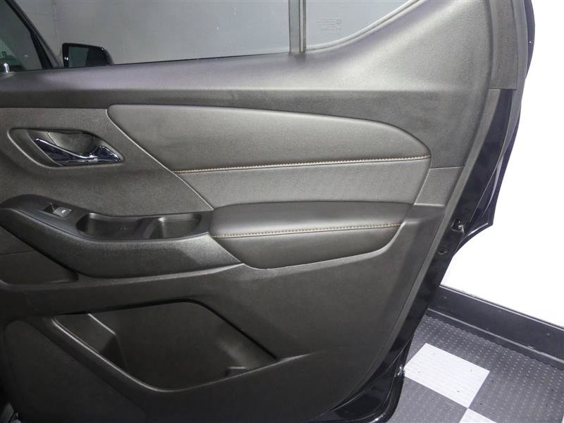 Used 2018 Chevrolet Traverse Premier w/ Redline Edition AWD/4WD image 27